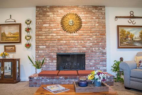 2332 E Feemster Ave, Visalia, CA 93292 photo 11