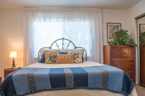 2332 E Feemster Ave, Visalia, CA 93292 photo 27