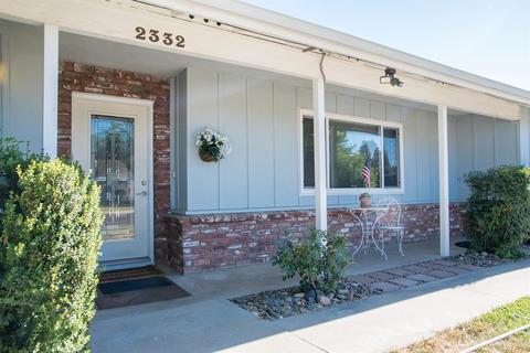 2332 E Feemster Ave, Visalia, CA 93292 photo 3