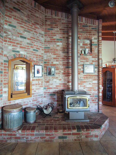 810 N B St, Exeter, CA 93221 photo 3
