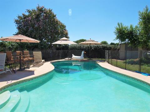 810 N B St, Exeter, CA 93221 photo 2