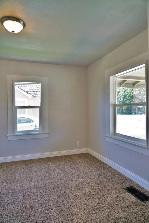 44 N Lemoore Ave, Lemoore, CA 93245 photo 15