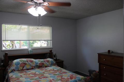 160 E Berkeley Ave, Tulare, CA 93274 photo 19