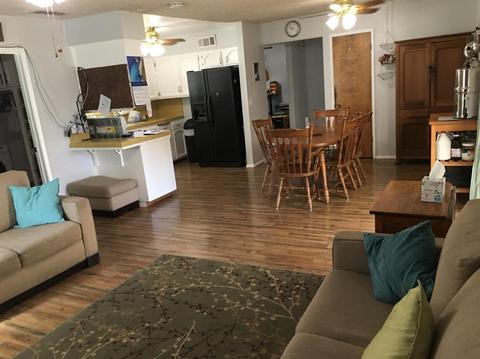 160 E Berkeley Ave, Tulare, CA 93274 photo 13