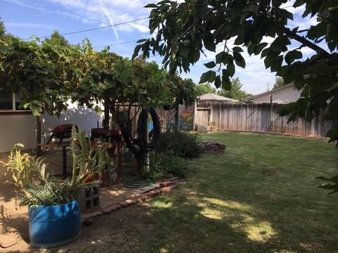 160 E Berkeley Ave, Tulare, CA 93274 photo 34