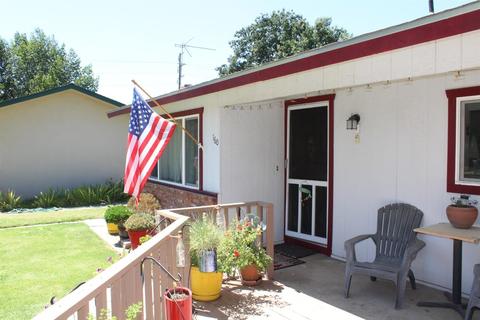160 E Berkeley Ave, Tulare, CA 93274 photo 4