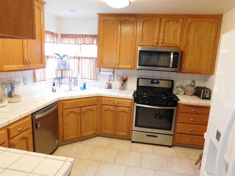 3632 E Stewart Ct, Visalia, CA 93292 photo 10
