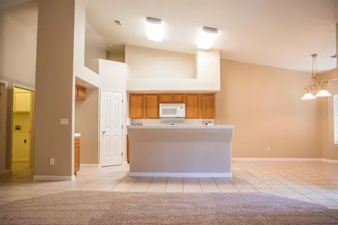 4111 E Westcott Ave, Visalia, CA 93292 photo 10