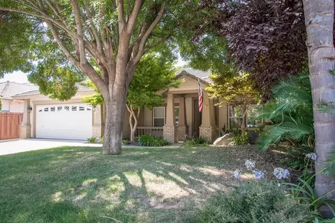 4111 E Westcott Ave, Visalia, CA 93292 photo 2