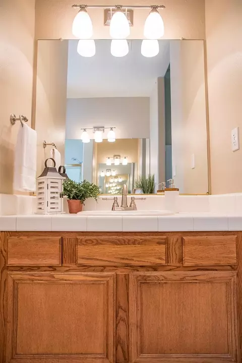 4111 E Westcott Ave, Visalia, CA 93292 photo 28