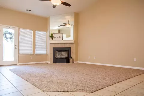 4111 E Westcott Ave, Visalia, CA 93292 photo 11