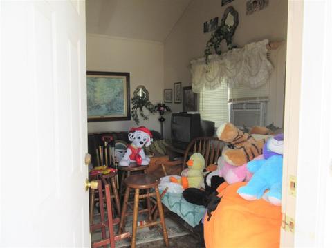 565 S Maple St, Pixley, CA 93256 photo 23