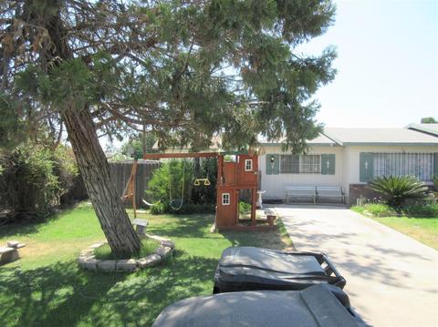 565 S Maple St, Pixley, CA 93256 photo 2