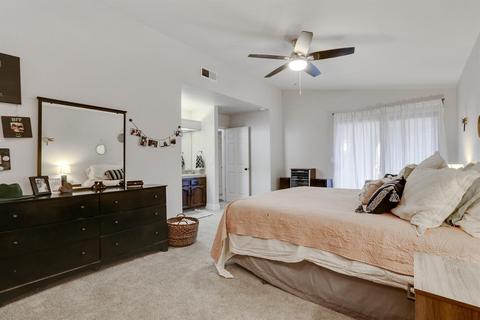 2132 E Hillcrest Ave, Visalia, CA 93292 photo 28