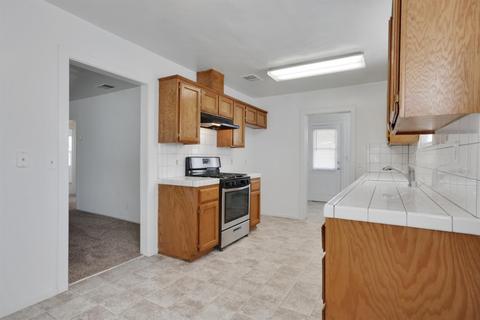 245 S H St, Exeter, CA 93221 photo 7