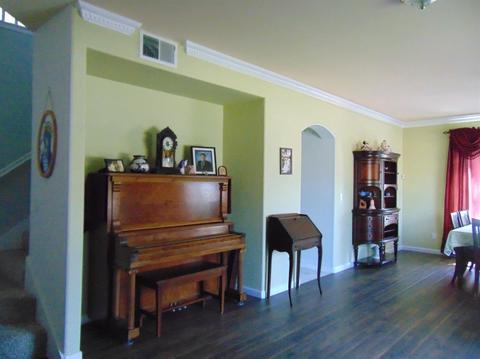 3934 E Cambridge Ave, Visalia, CA 93292 photo 5