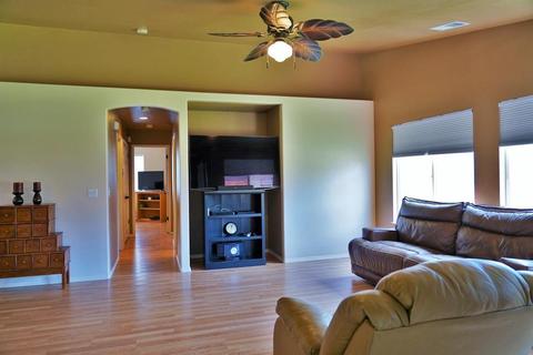 827 Monaco Dr, Lemoore, CA 93245 photo 10