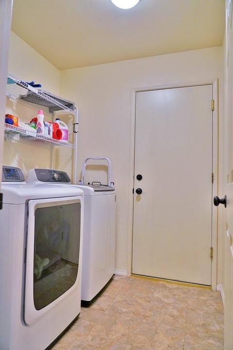 827 Monaco Dr, Lemoore, CA 93245 photo 21
