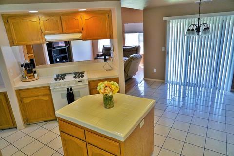 827 Monaco Dr, Lemoore, CA 93245 photo 13