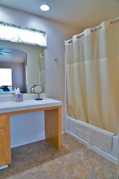 827 Monaco Dr, Lemoore, CA 93245 photo 34