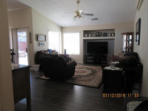 2305 E Oak Ave, Visalia, CA 93292 photo 3
