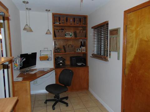 2530 E Feemster, Visalia, CA 93292 photo 22