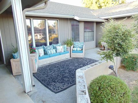 2530 E Feemster, Visalia, CA 93292 photo 3