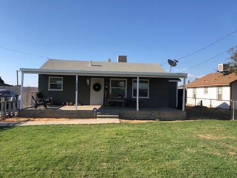 1202 E K Rd, Visalia, CA 93292 photo 2