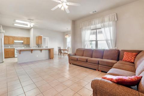 1210 E Mesa Ct, Visalia, CA 93292 photo 9