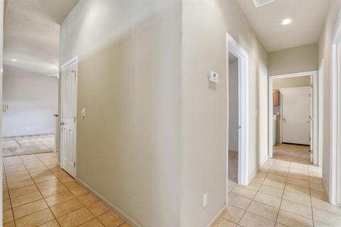 1210 E Mesa Ct, Visalia, CA 93292 photo 15