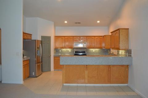 999 Par Ave, Lemoore, CA 93245 photo 8