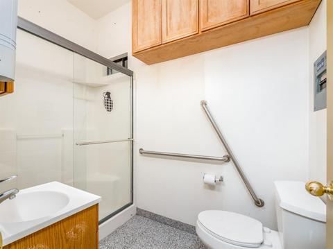 635 W Paul Ave, Clovis, CA 93612 photo 17