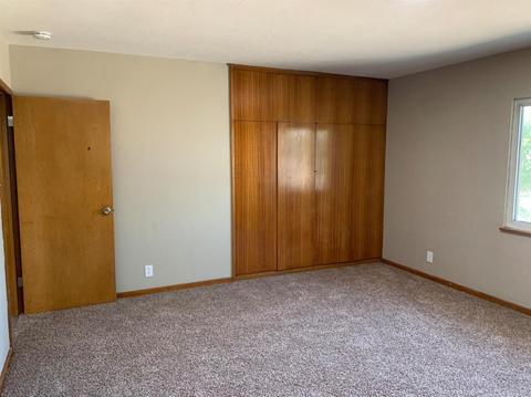 1730 E Cheryl Ln, Tulare, CA 93274 photo 17