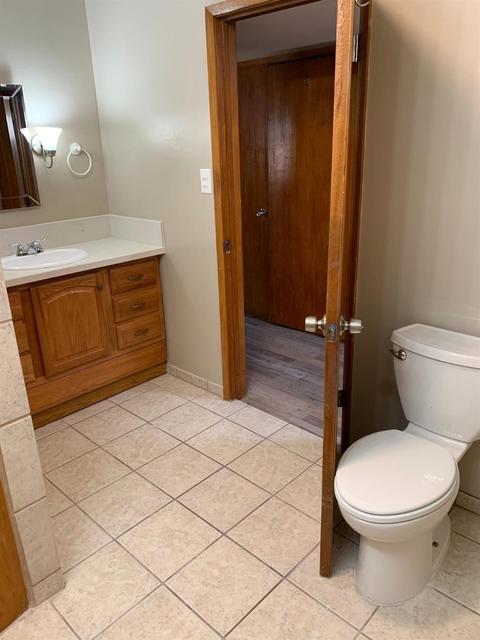 1730 E Cheryl Ln, Tulare, CA 93274 photo 22