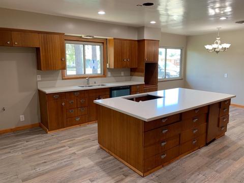 1730 E Cheryl Ln, Tulare, CA 93274 photo 8