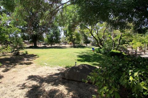 37785 Dublin Dr, Madera, CA 93636 photo 4