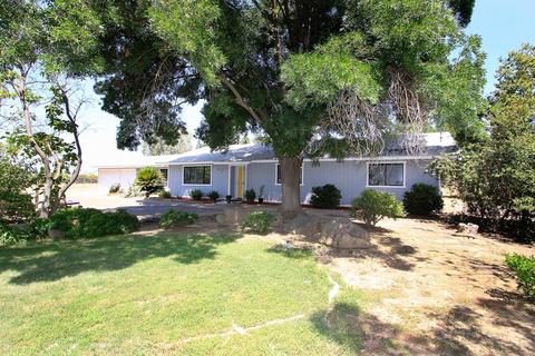 37785 Dublin Dr, Madera, CA 93636 photo 3