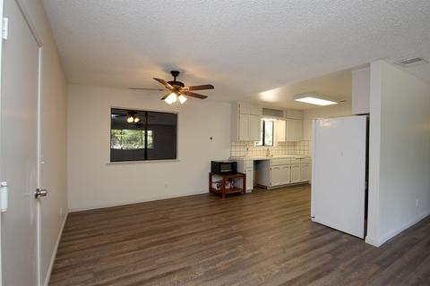 37785 Dublin Dr, Madera, CA 93636 photo 12