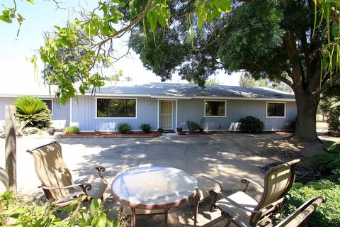 37785 Dublin Dr, Madera, CA 93636 photo 8