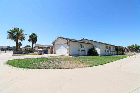 1497 E Walnut Ave, Tulare, CA 93274 photo 2