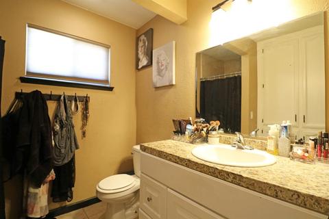 1497 E Walnut Ave, Tulare, CA 93274 photo 18