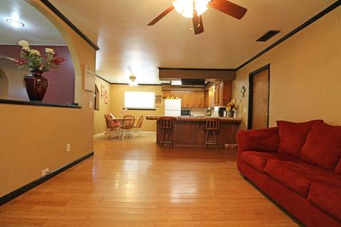 1497 E Walnut Ave, Tulare, CA 93274 photo 10