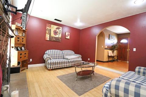 1497 E Walnut Ave, Tulare, CA 93274 photo 11