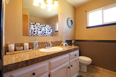 1497 E Walnut Ave, Tulare, CA 93274 photo 15