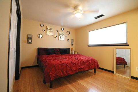 1497 E Walnut Ave, Tulare, CA 93274 photo 16