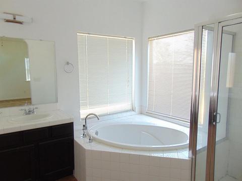 844 Driftwood Ave, Lemoore, CA 93245 photo 20