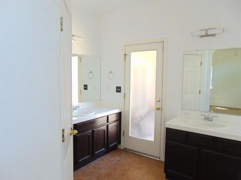 844 Driftwood Ave, Lemoore, CA 93245 photo 19