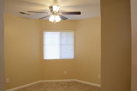 2525 E Chestnut Ave, Visalia, CA 93292 photo 8