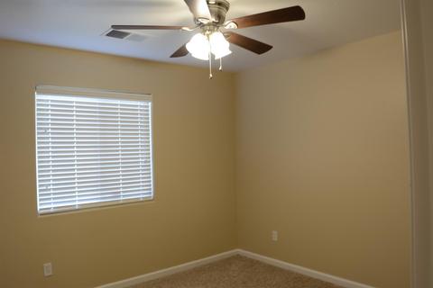 2525 E Chestnut Ave, Visalia, CA 93292 photo 11