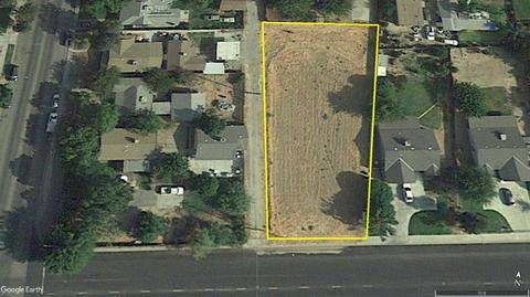 712 9th St, Sanger, CA 93657 photo 2
